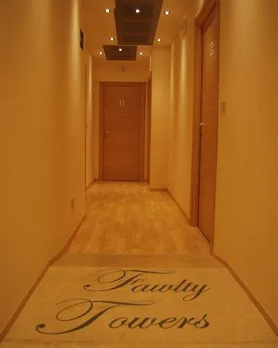 Fawlty Towers Roma